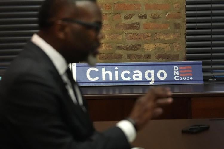 As political convention comes to Chicago, residents, leaders and activists vie for the spotlight