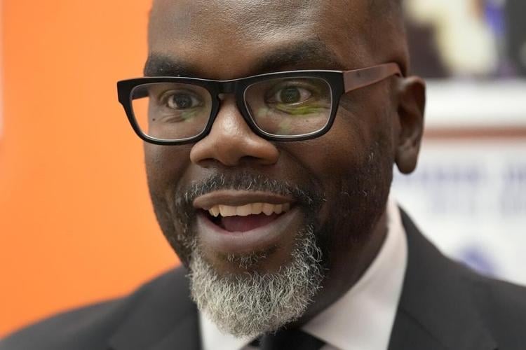 As political convention comes to Chicago, residents, leaders and activists vie for the spotlight